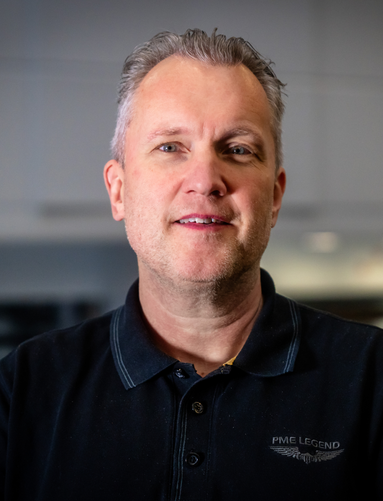 Marcel, employee of DTA Hydraulics